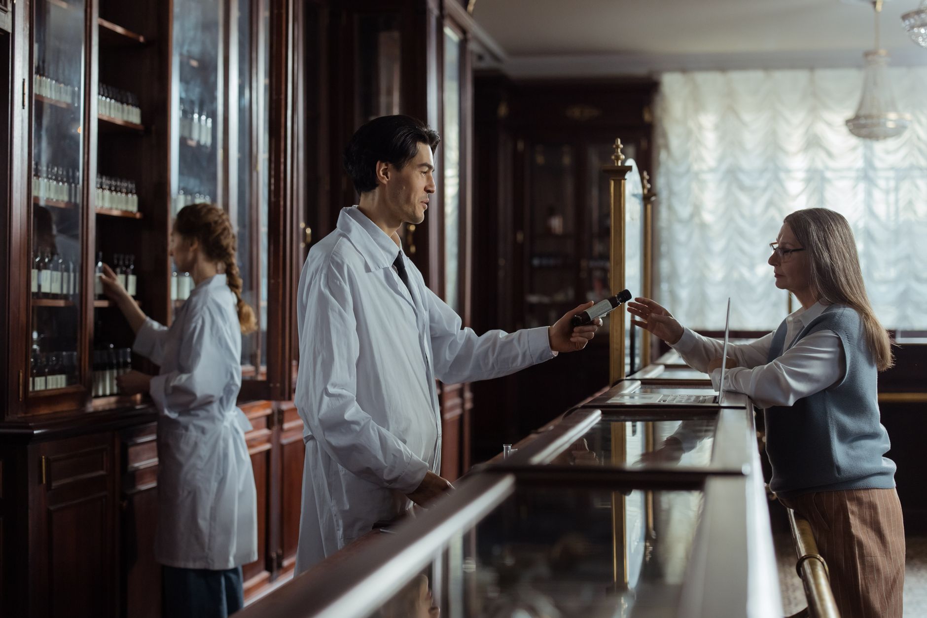 Pharmacie de garde équipe à Boulogne-Billancourt